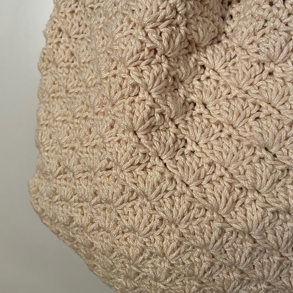 Sweet Cream Crocheted Drawstring Backpack - Picture 6 of 9